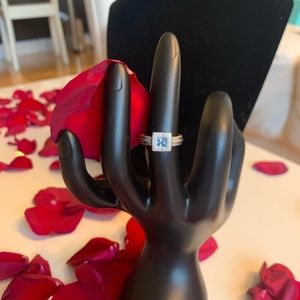 Aquamarine silver ring